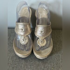 Jack Rogers Women’s Gold Leather Wedge Thong Sandal Size 8.5